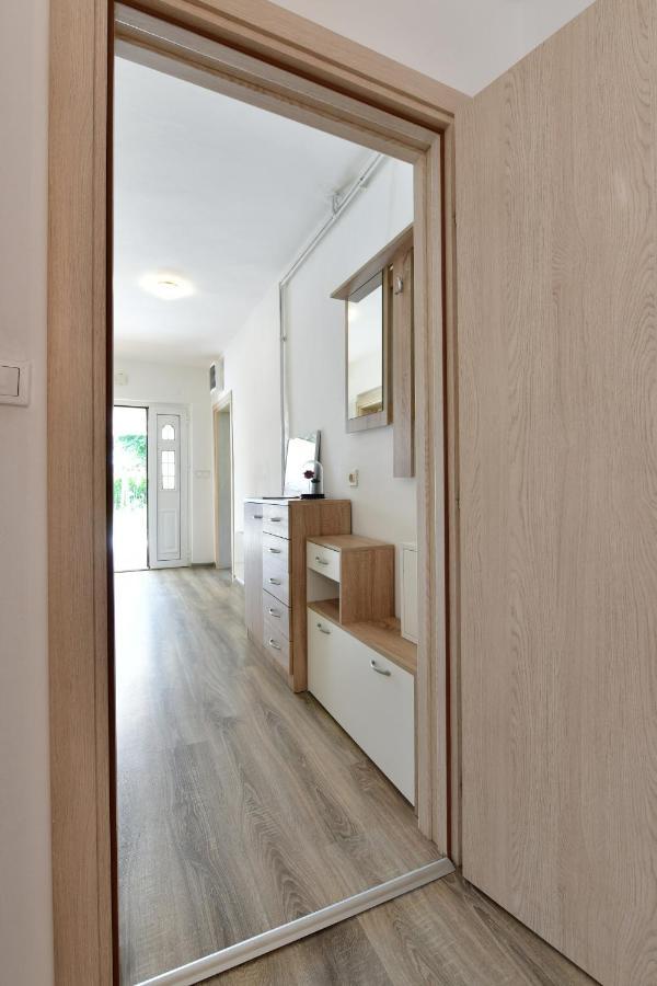 Apartman Dorijan Раковица Екстер'єр фото