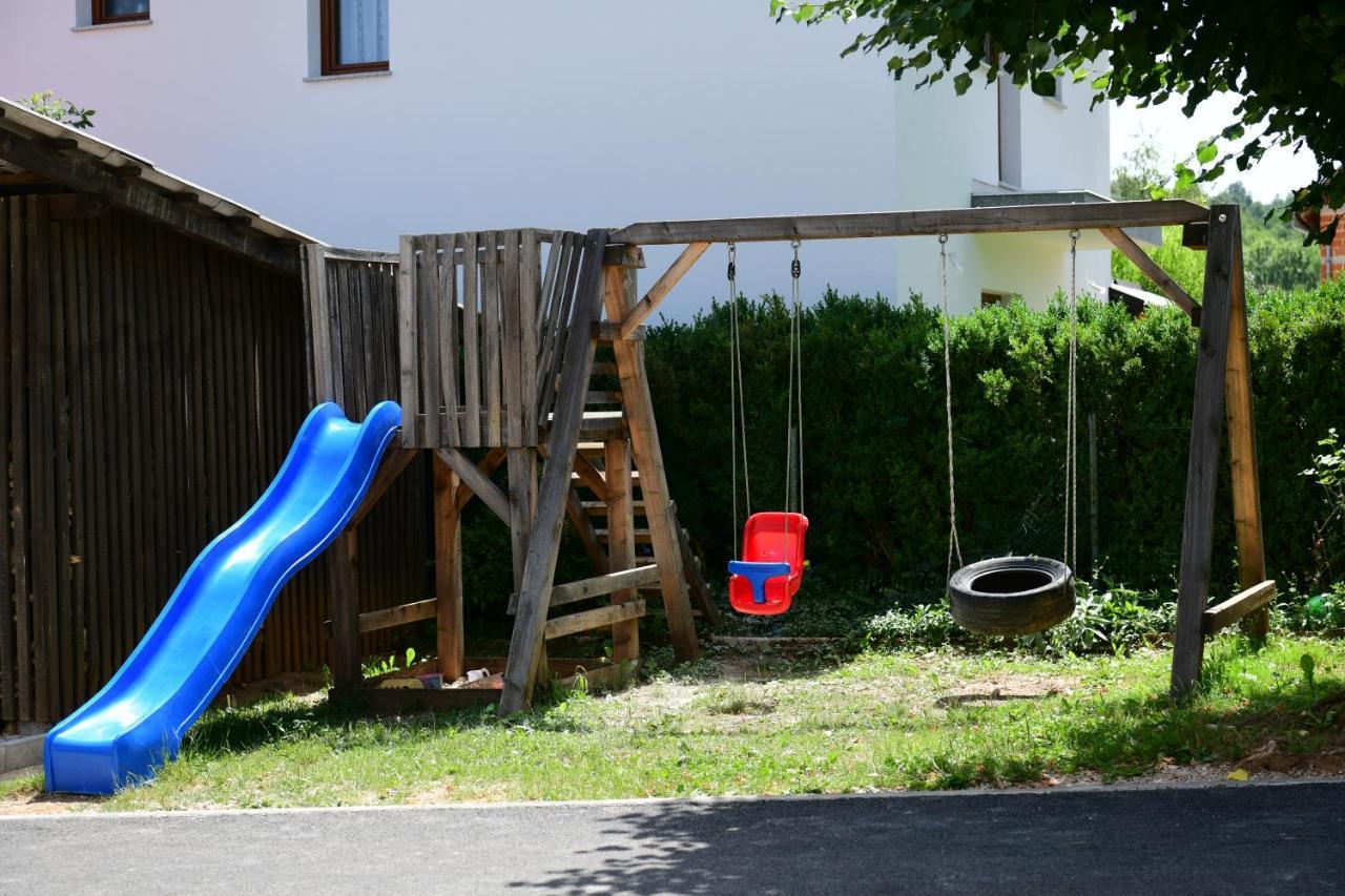 Apartman Dorijan Раковица Екстер'єр фото