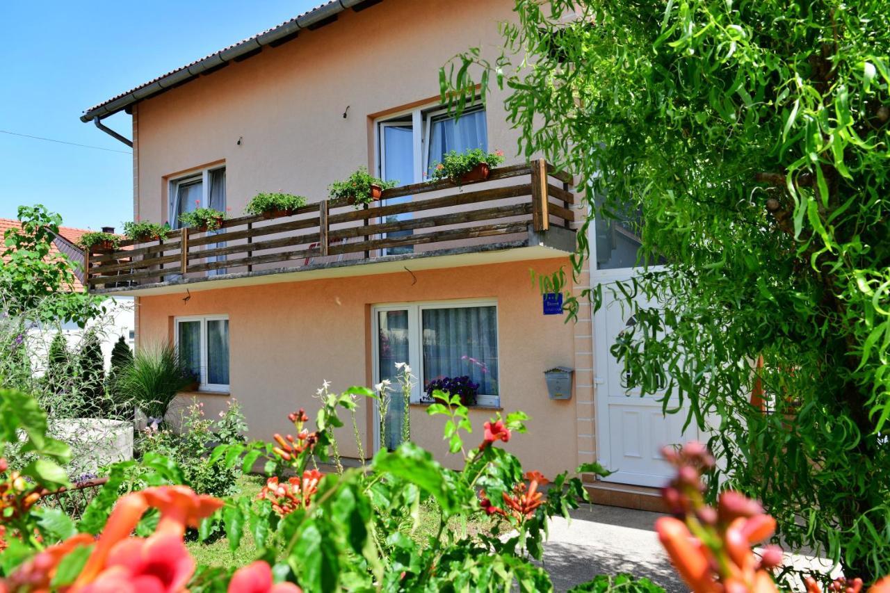 Apartman Dorijan Раковица Екстер'єр фото