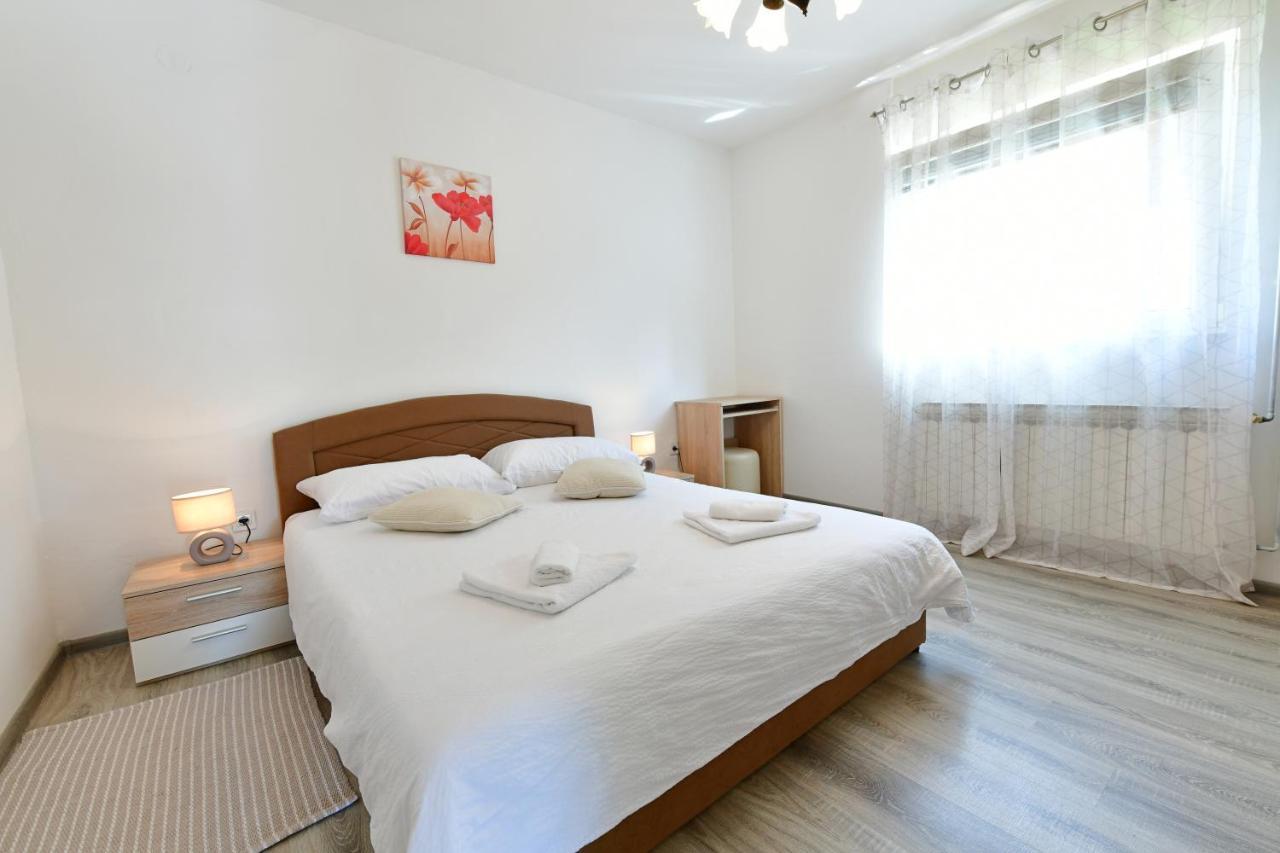 Apartman Dorijan Раковица Екстер'єр фото