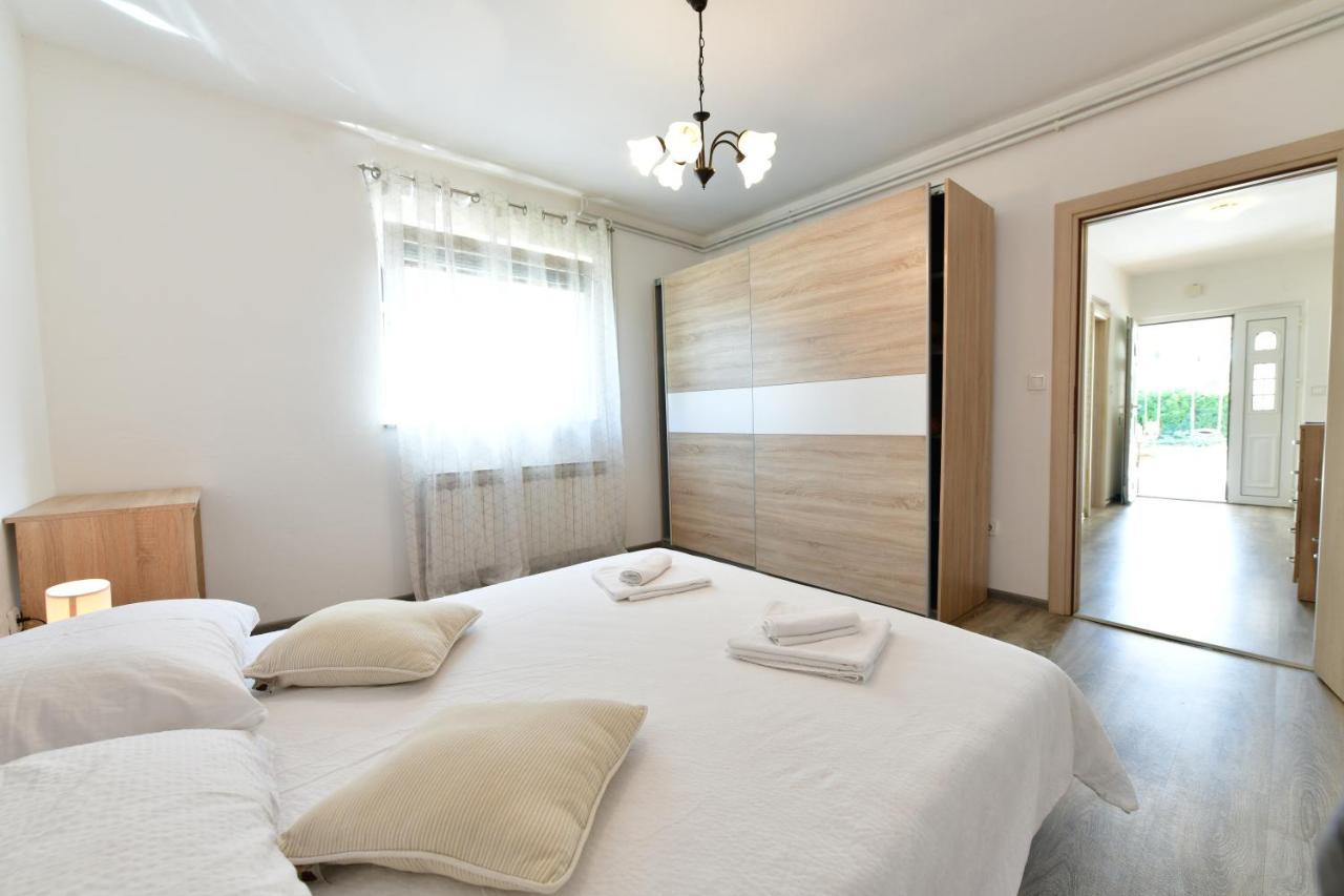 Apartman Dorijan Раковица Екстер'єр фото