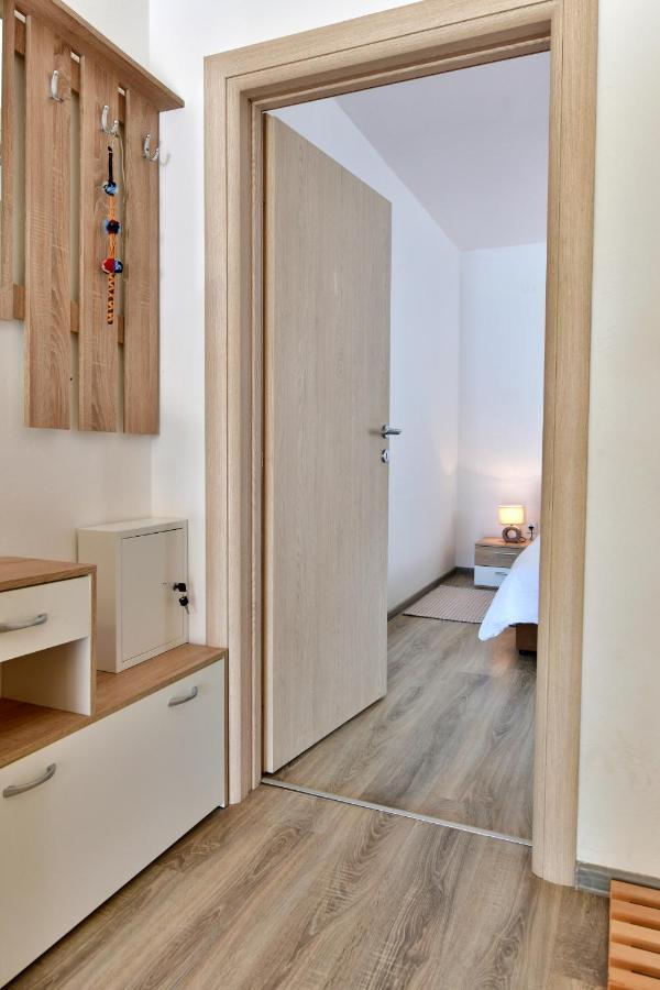Apartman Dorijan Раковица Екстер'єр фото